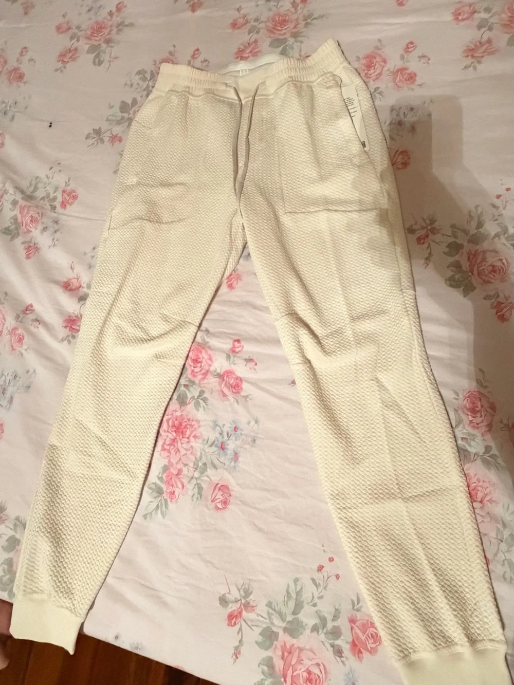 Lululemon Men's Cream Waffle-Knit Jogger Pants